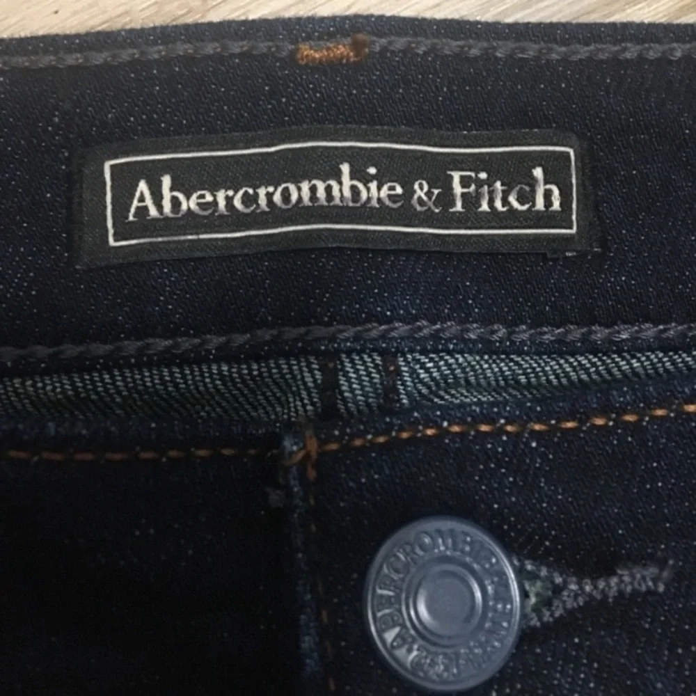 Abercrombie & Fitch a&f color